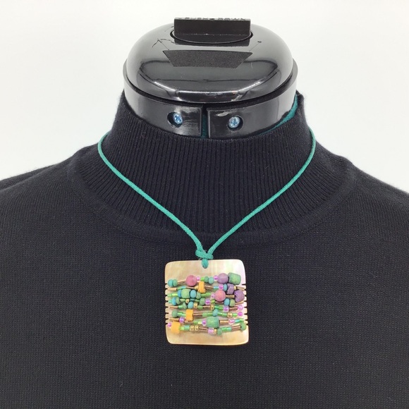 Beaded Mother-of-Pearl Fixed Pendant Necklace - Picture 7 of 16